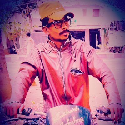 ದುಡ್ಡು ಇದ್ರೆ 
ಸಂಬಂಧಿಕರು, ಪ್ರೀತಿ, ಗೌರವ, ಬೆಲೆ, ಎಲ್ಲಾ ಸಿಗುತ್ತೆ ಅಲ್ವಾ.!
