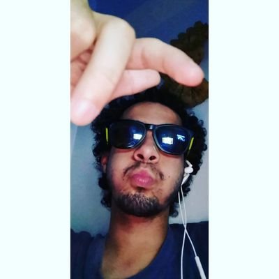 uma simples maluca pessoa
a evoluir pela sombra