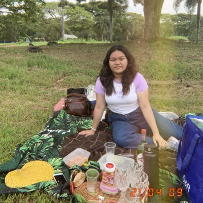 xndranicole's profile picture. padayon, para sa "puhon"