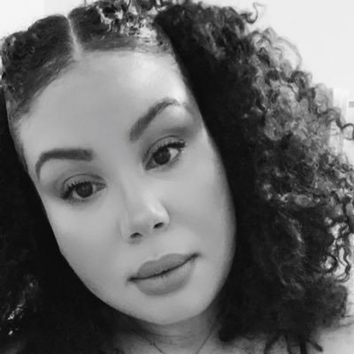 ___fashionjunky's profile picture. Life's simple, you make choices and you don't look back. . .