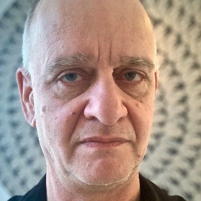 Julian Nott Music Profile