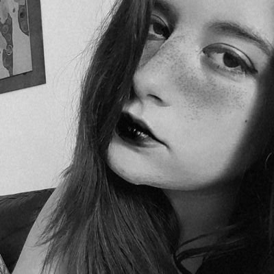 krxst42's profile picture. Gestión administrativa 📚