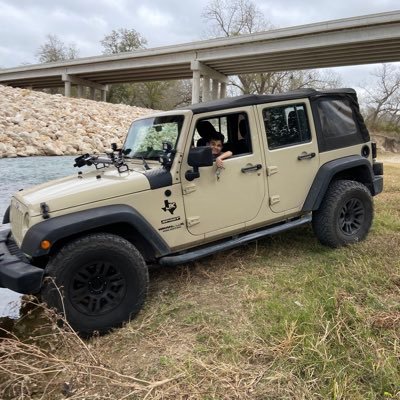 PeteAOrtiz's profile picture. 