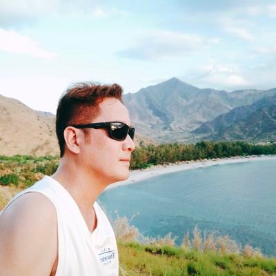 Cardelcradle's profile picture. boy next door from the land of Ophir and Sheba.