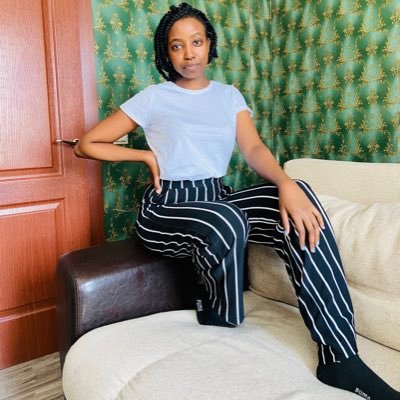 orutwa_vinley's profile picture. A daughter||foodiee||sister||traveller