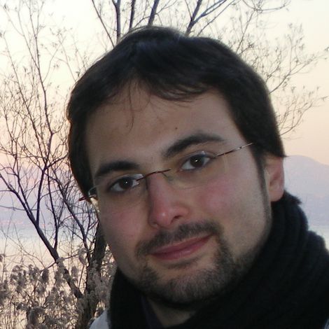 I'm a Software Engineer. Just a regular geek.