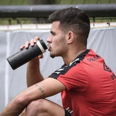 Um(a) Athleticano triste desde a saída do BG do CAP; Todo dia um gatilho diferente na sua TL.