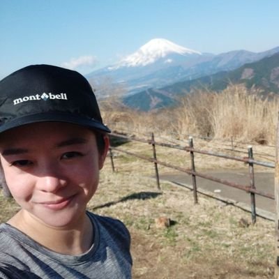 Tsukemen snorter, Fujisan ogler 🗻, city hiker, never giver upper || 📸: 📍大野山 My Twitter is a 16 year-old 🐣 Likes usually mean I'll read it later 😛