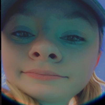 laura_vnn's profile picture. 26 / 🇫🇷