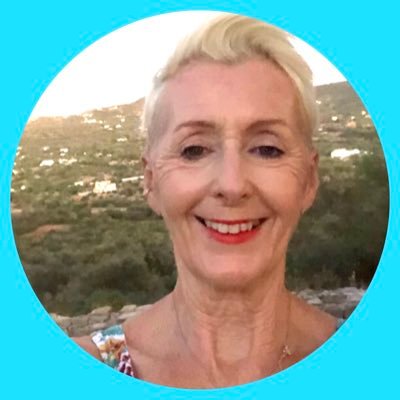 Author, Wellbeing Coach Yoga & Meditation 🙌helping women transform and thrive through midlife and beyond.