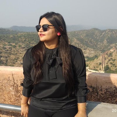 nidhi253_'s profile picture. 