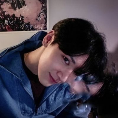 cruffinmufin's profile picture. main yapper |
suka baking di hari libur🥖🍪