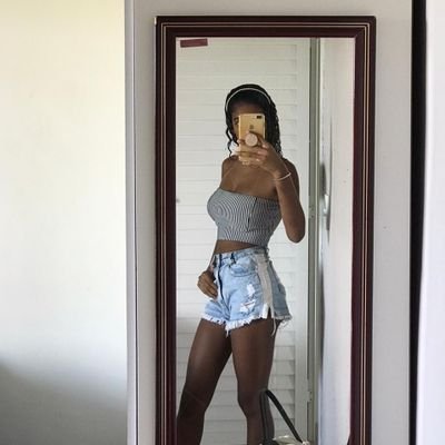 let2bjs's profile picture. 