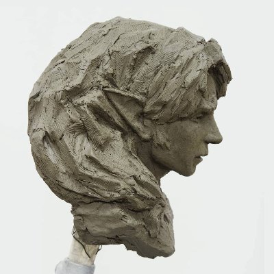 Freelance figure sculptor | he/him | revvels@gmail.com | https://t.co/WkdXIh9Sz9
