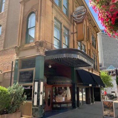 X home of the Elevator Brewery & Draught Haus — an upscale gastropub and microbrewery in a historical building within the heart of downtown Columbus