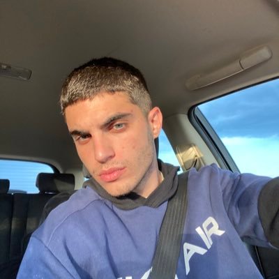 Manuu_44_'s profile picture. Valencia