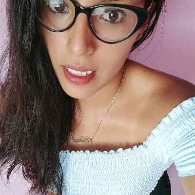 monicsrgz5's profile picture. 