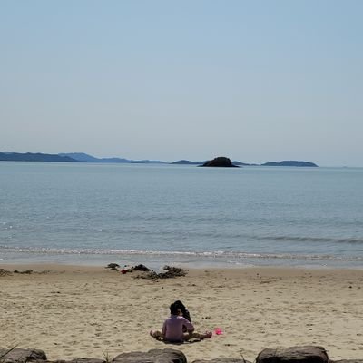 zcthBThIJEfARix's profile picture. 난 나야