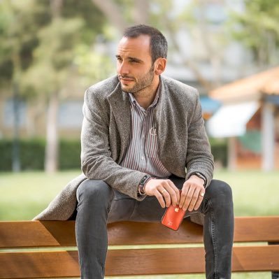 💟 Aragonesista y Aragonés. Cofundador de https://t.co/hkME2k5VF5 📝Lo que no hagamos nosotros, no lo harán por nosotros.