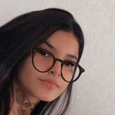 gente KAKAKAKAKA eu perdi minha outra conta,me sigam nessa daq