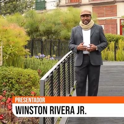 Periodista Nacido en Cali. Amante de la Salsa y el Futbol Soccer, hablo español, inglés y francés.