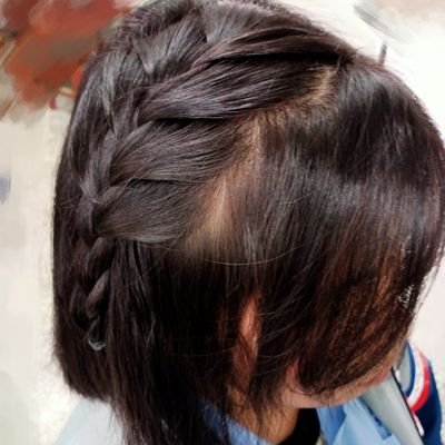 BAvrNbTHEWck58s's profile picture. 喜歡貓咪與各種毛茸茸的寵物，有點安靜，但是喜歡觀察植物與其他可愛的事物

興趣是唱歌與畫畫

除了生菜以外的食物都喜歡