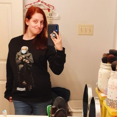 LizzyGracie's profile picture. Gay af. Almost 30 and having a crisis about it. I like video games and books and D&D. I tweet very sporadically. Healthcare professional. Wear a damn mask!