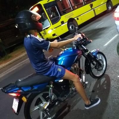 piloto de fuga 🚀🏍️🔥