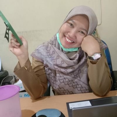 sucianggriani's profile picture. 