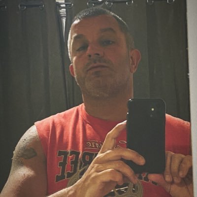 JimmyWa27167829's profile picture. 