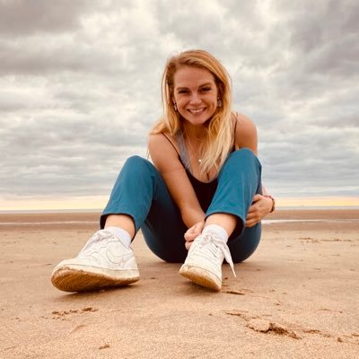 AmyJade24's profile picture. Sponsored by Throat Coat