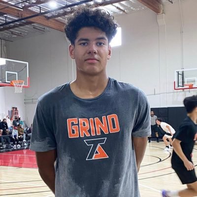 Basketball is life. Knowledge is key. Living my best life. c/o 2022, 6’3” Gaurd, 180 Ibs, 4.3 cumulative GPA (4.6 junior year) at Pacific Collegiate School