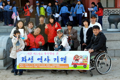 suwoncil's profile picture. 