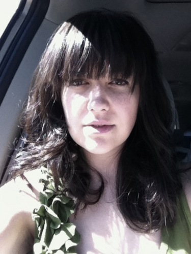 Mother of 3 with a hot sugar daddy... Love all things creative.  I act, sculpt, paint, sew, & create video.  Also LOVE a little bit of healthy arguing.