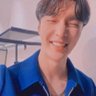 thelegends_exo's profile picture. just follow @layzhang we're good
