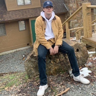 KeeganDunne's profile picture. New Leeg's alter ego