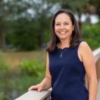 Michelle Oyola McGovern (@momcgovern) 's Twitter Profile