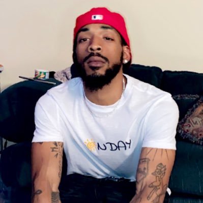 Audio Engineering / Entrepreneur / Stock Investor / Designer Living my best life like I did it twice. OffTheHipp™️ #hippiehop©️