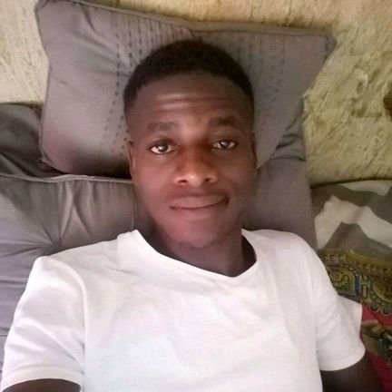 Petrus_P_man's profile picture. I love my mom