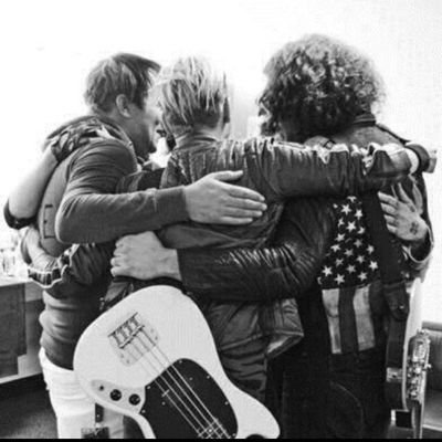 I want to go back to the days when I had nothing to do but tweet about and listen to music #KilljoysNeverDie