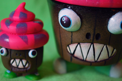 Owner an artist behind RAMPAGE TOYS - designing/making Resin and Sofubi toys in Japan!