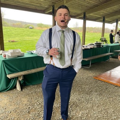 Futon_Jon's profile picture. There’s no shark in here this is a bath tub