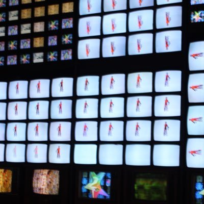 vtewesmedia's profile picture. 