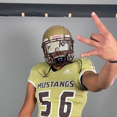 KhalifKing's profile picture. 6’3 275lb | Center at Southwest Minnesota State University🐎 | | Class of 2025| | #JucoProduct | Barstool Athlete |