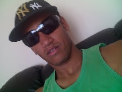 As únicas pessoas que mudaram a história foram os que mudaram os pensamentos dos homens a respeito a si mesmo. ( MALCOM X )