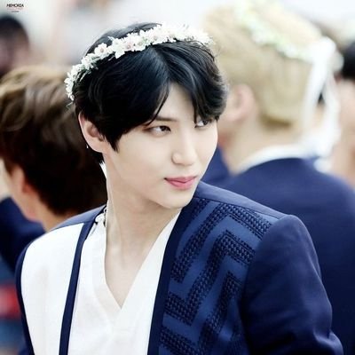 aka inactive all the time
//96 line// multifandom// starlightšš// Fanaccount for @RealVIXX
@KensWifeu_ is my sister