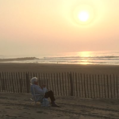 getlostinalbion's profile picture. Facéties. Avec un peu de rock dedans.