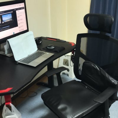 見てくれてありがとうございます! わたしはフリーランス目指してAfter Effectsを勉強中です! 作成した動画やAEに関することを日々発信中! 読んだ本のアウトプットも! 映像制作に関わるかたはフォローさせていただきます。独立や起業に関心があります。