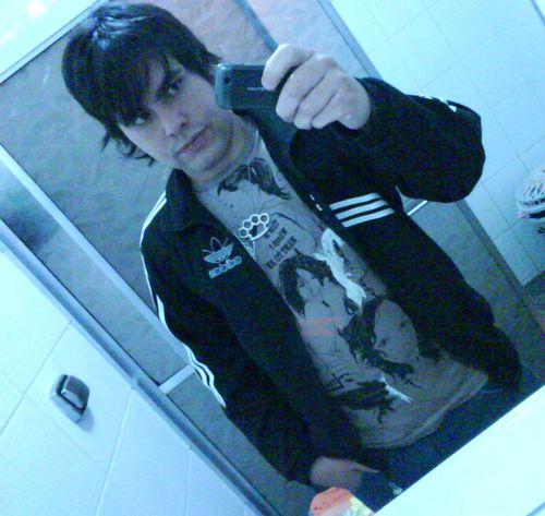 Facebook == http://t.co/wOrWrtqTW2