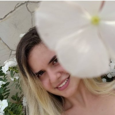 Lisbethy8's profile picture. 